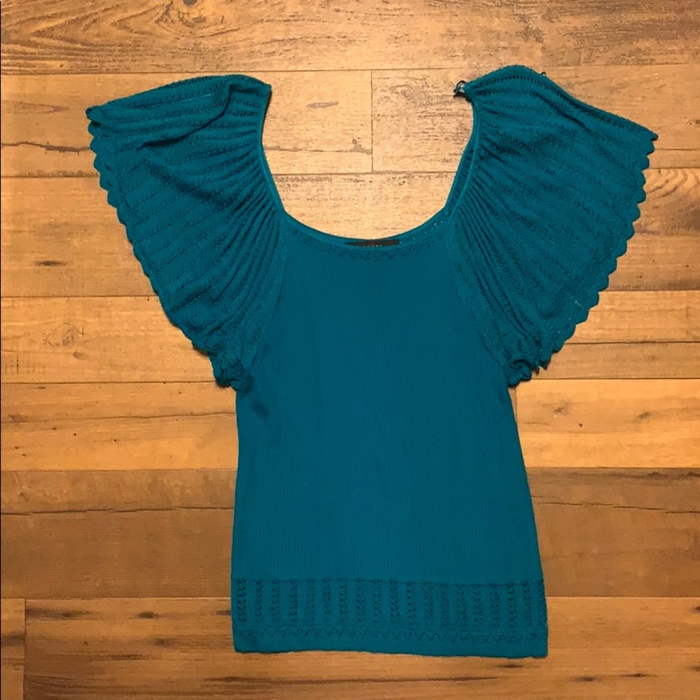 Knitted short sleeve blouse
